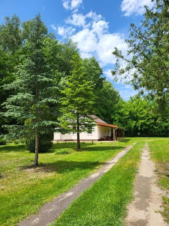 Villa Gyömbér Tanya Ásotthalom Exterior foto